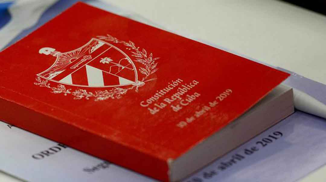 Según la Constitución de la República, el Gobernador es el máximo responsable ejecutivo-administrativo en su provincia; de ahí que organice y dirija la Administración Provincial. Foto: Abel Rojas