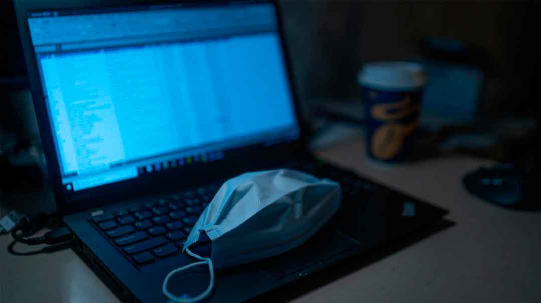 laptop-y-nasobuco Foto: Red Internacional de Periodistas