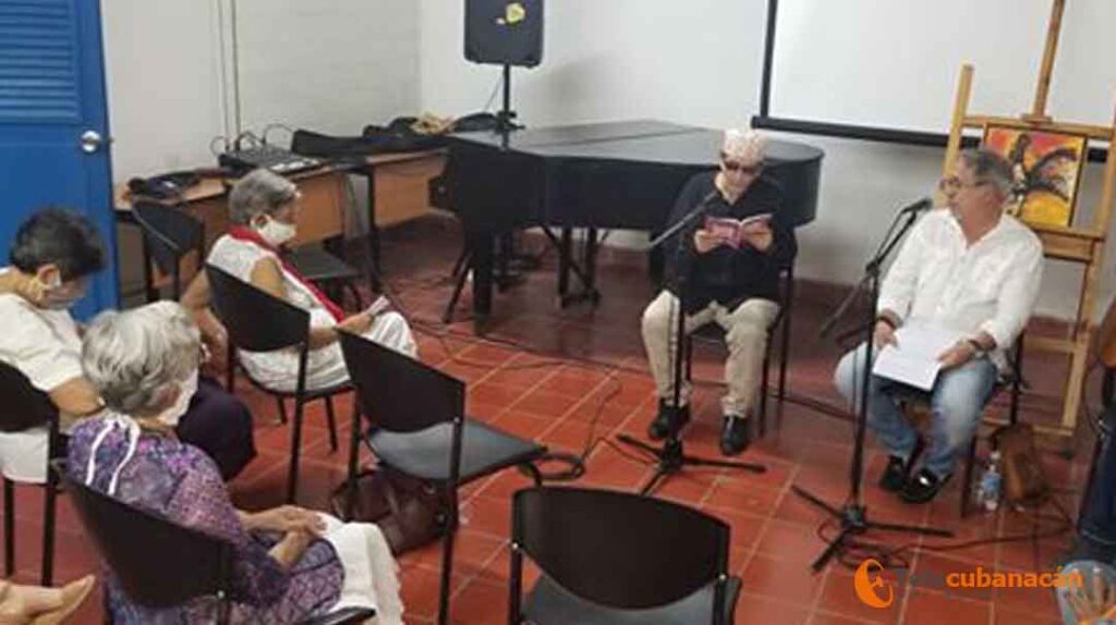 Arístides Vega Chapú "Conversación en Santa Clara con Teresita Fernández"
