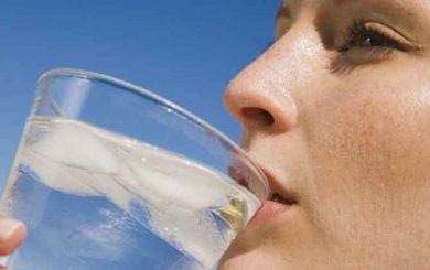 Beber agua helada ¿dañino o no para la salud?