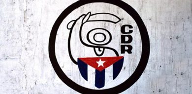 Reconocen los CDR labor de la familia quemadense