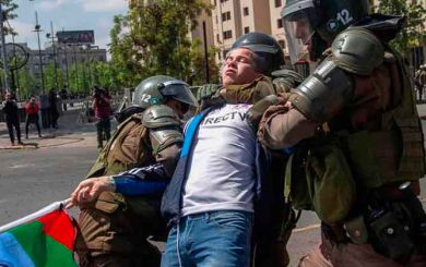 Expertos de la ONU condenan uso excesivo de la fuerza en Chile
