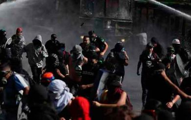 Chile comienza el año reclamando cambios y respeto a derechos humanos