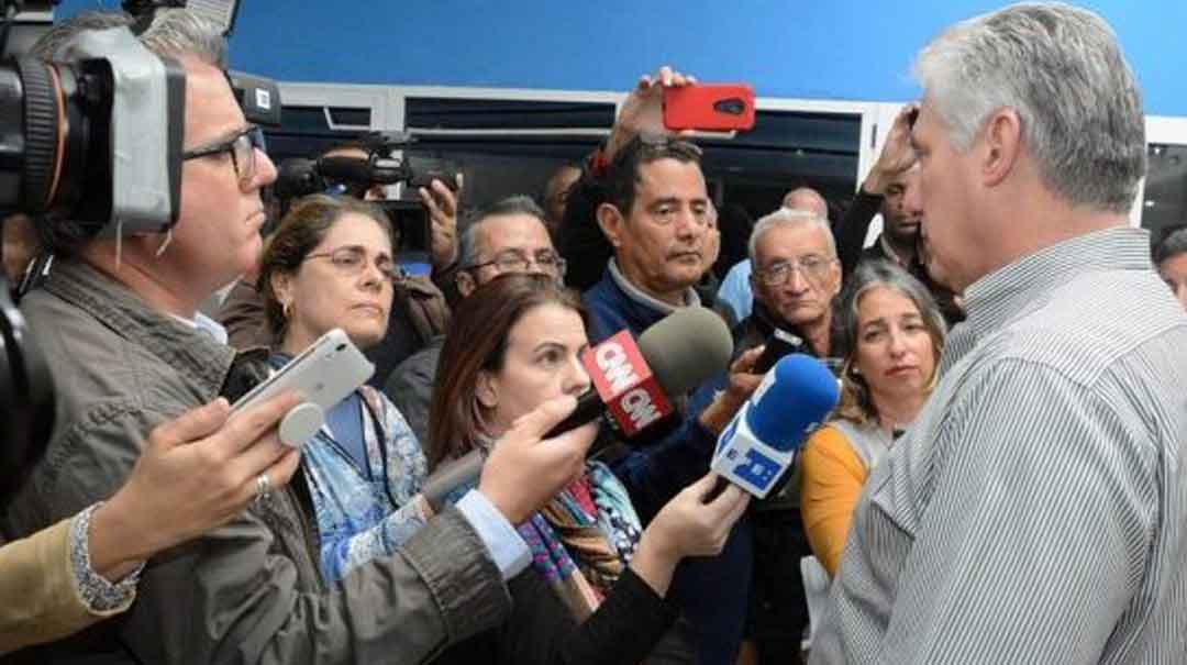 En un intercambio con la prensa nacional y extranjera que acompaña la visita gubernamental a la provincia de Sancti Spíritus, el Presidente de la República de Cuba reiteró la determinación del pueblo cubano para enfrentar cualquier situación difícil.