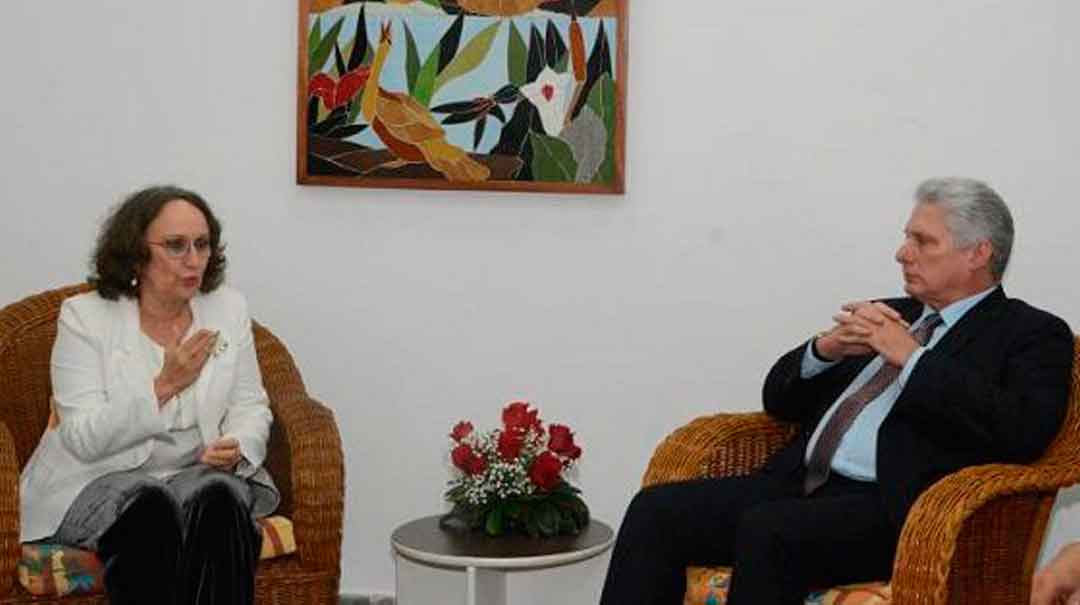 En un ambiente cordial, intercambiaron sobre el estado de los nexos existentes entre la Secretaría General Iberoamericana y Cuba. Foto: Estudios Revolución.