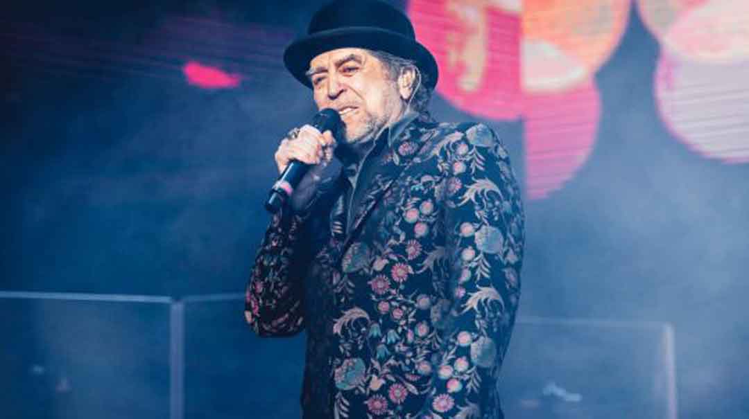 El cantautor español, Joaquín Sabina, durante el concierto en el Wizink Center de Madrid, el 12 de febrero de 2020. Foto: Mariano Regidor / Gettyimages.ru