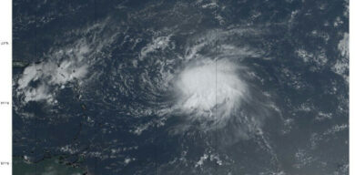 Tormenta tropical Fiona se mantuvo con pocos cambios en intensidad y organización durante la madrugada
