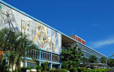 Felicitan a Universidad de Oriente en aniversario de su fundación