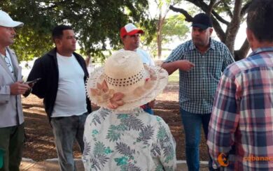 Desarrolla Secretario del Partido en Villa Clara encuentro con productores del territorio