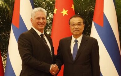 Primer Ministro de China sostuvo encuentro con Presidente cubano