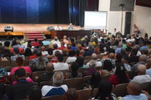received_1286875025569083-300x200 Presidente cubano asiste a proceso de elección de Gobernador y Vicegobernador en Villa Clara