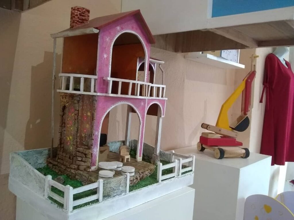 IMG-20230804-WA0093-1024x768 Creatividad y calidad de los artesanos villaclareños (+Fotos)