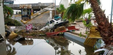 Paso del huracán Otis por México deja 27 muertos y cuatro desaparecidos