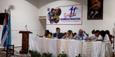 Féminas de Santo Domingo eligen nueva Secretaria General del municipio