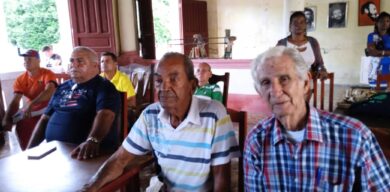 Reconocen a figuras del movimiento deportivo en Camajuaní