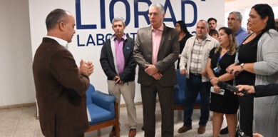 Visita Díaz-Canel empresas de tecnología y salud de BioCubaFarma