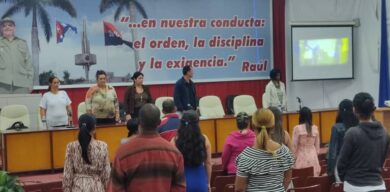 Gradúa Villa Clara Xl Edición del Curso de Entrenamiento a la Reserva de Cuadros Políticos