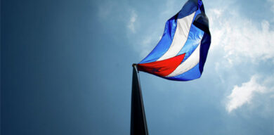 Asiste Presidente Cubano Miguel Díaz -Canel Bermúdez a acto por aniversario 63 del carácter socialista de la Revolución