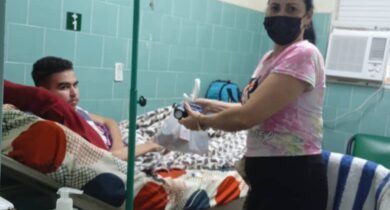 Tabacaleros villaclareños realizan donativo a sala Oncohematológica del Hospital Pediátrico “José Luis Miranda”