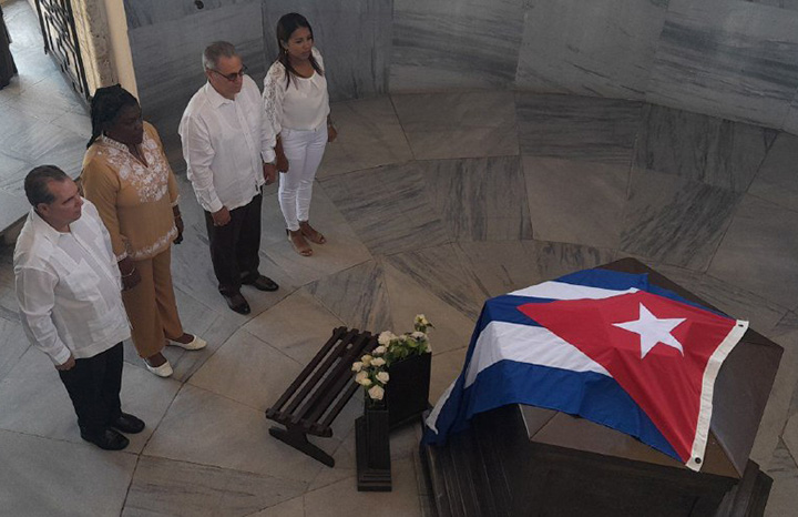 0101 homenaje