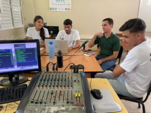 IMG-20250213-WA0035-300x225 UCLV radio, un mundo de sonidos