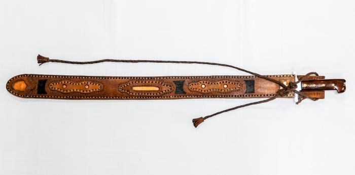 f0429311