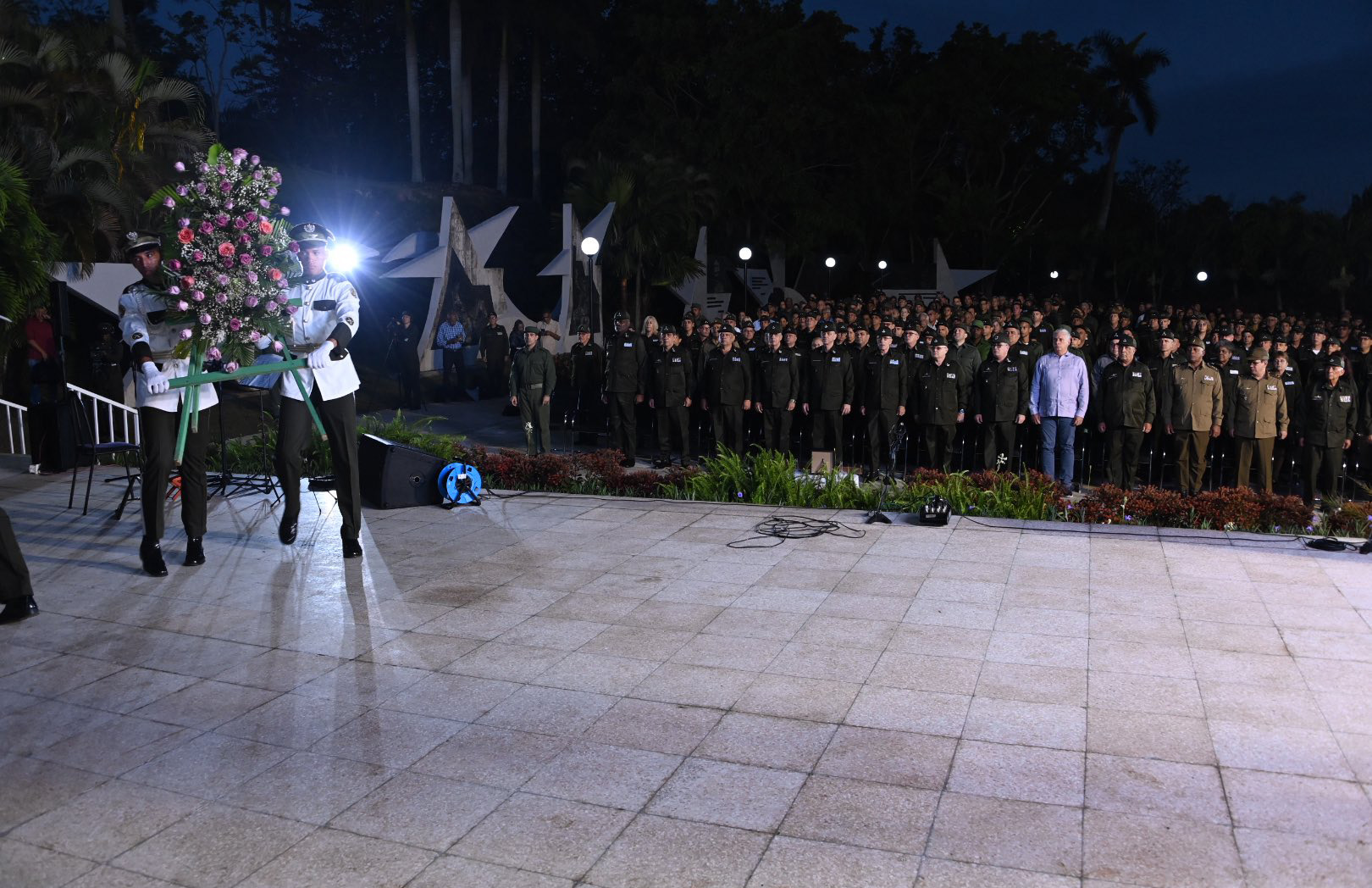 0326 homenaje a la seguridad del estado