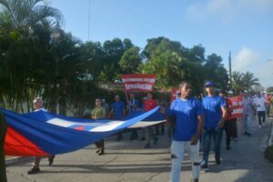 IMG-20250614-WA0086-300x200 VillaClara rinde homenaje a Maceo y al Che