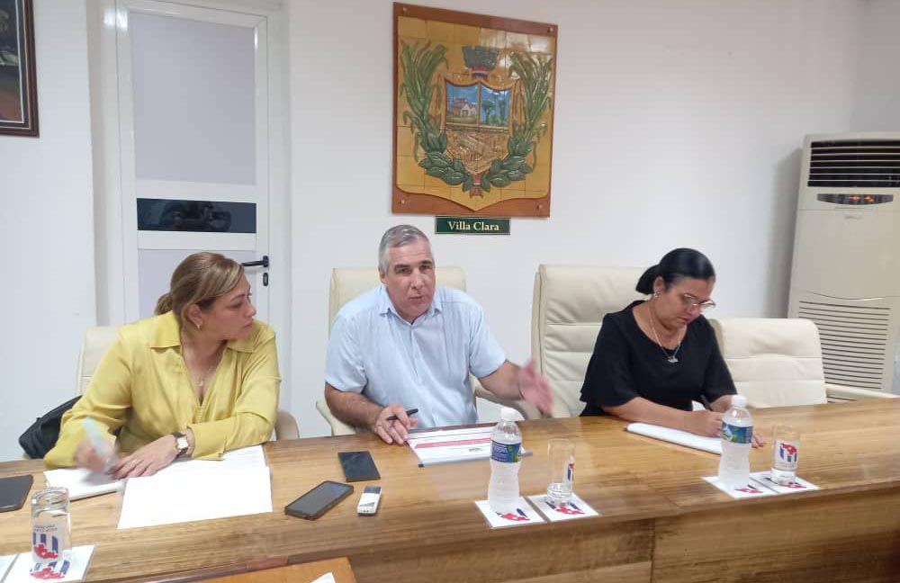 1016 vc politicas sociales