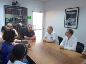 IMG-20251014-WA0082-300x225 Recorre embajador ruso en Cuba centros económicos de interés de Villa Clara