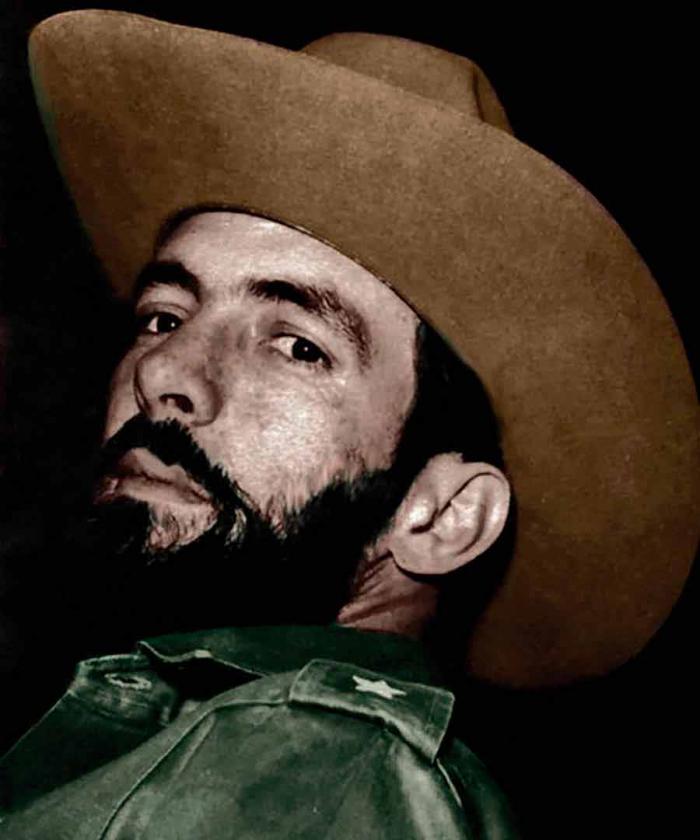 Un adiós de 66 años  4 f0021236