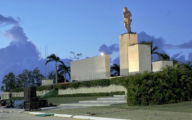 04 plaza ernesto guevara