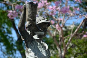 IMG-20251120-WA0045-300x200 Parque Vidal: epicentro de nuestra Santa Clara