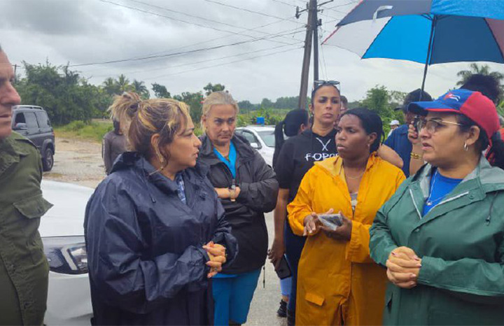 Continúa evaluación de comunidades villaclareñas inundadas 2 1412 evaluacion