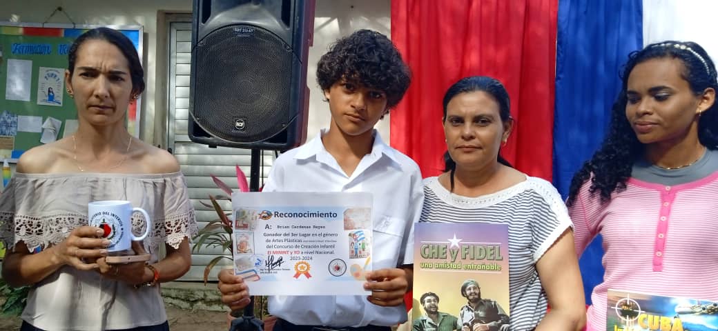 Recibe pionero quemadense premio del Concurso Nacional El MININT y Yo 2 IMG 20251210 WA0252