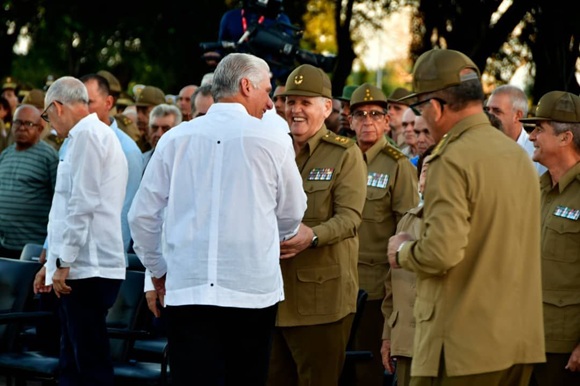Cuba rinde homenaje a sus héroes con acto político y cultural 4 acto politico 1