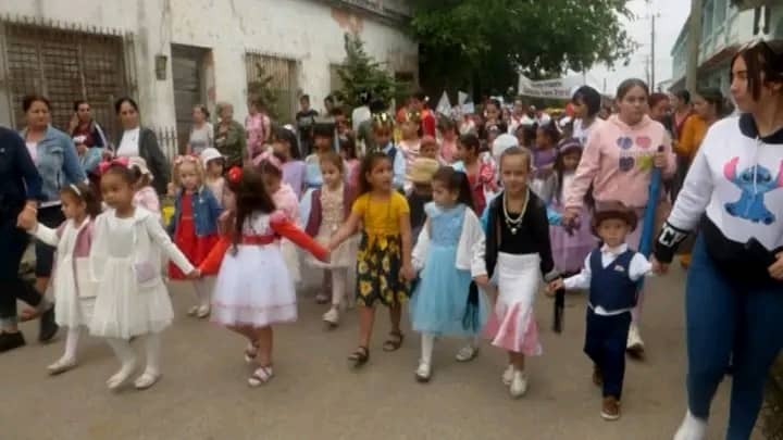 En Encrucijada, desfiles y Paradas martianas 4 IMG 20260128 WA0193