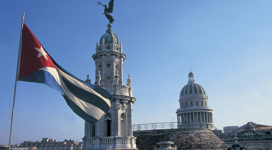 Díaz-Canel: Esta nueva medida evidencia la naturaleza fascista, criminal y genocida de una camarilla que ha secuestrado los intereses del pueblo estadounidense 3 bandera de cuba 1