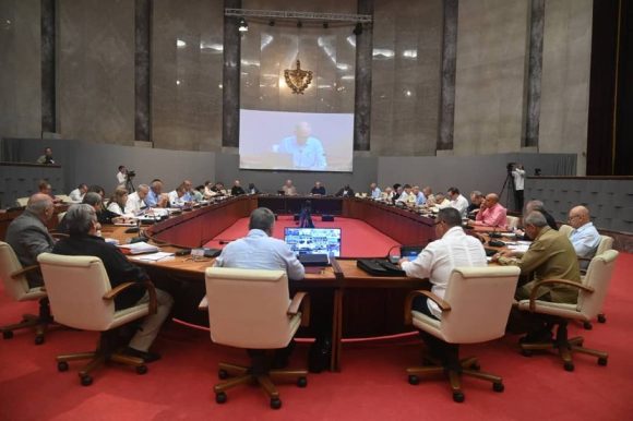 Consejo de Ministros: Enfrentar el 2026 de una manera diferente 2 consejo de ministros diciembre de 2025 e1767399003423