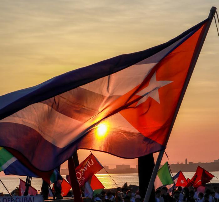 Cuba no amenaza, la hostigan 4 f0443382
