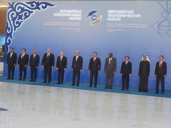 Participa Vicepresidente cubano en la inauguración del V Foro Económico Eurasiático 8 f0444149