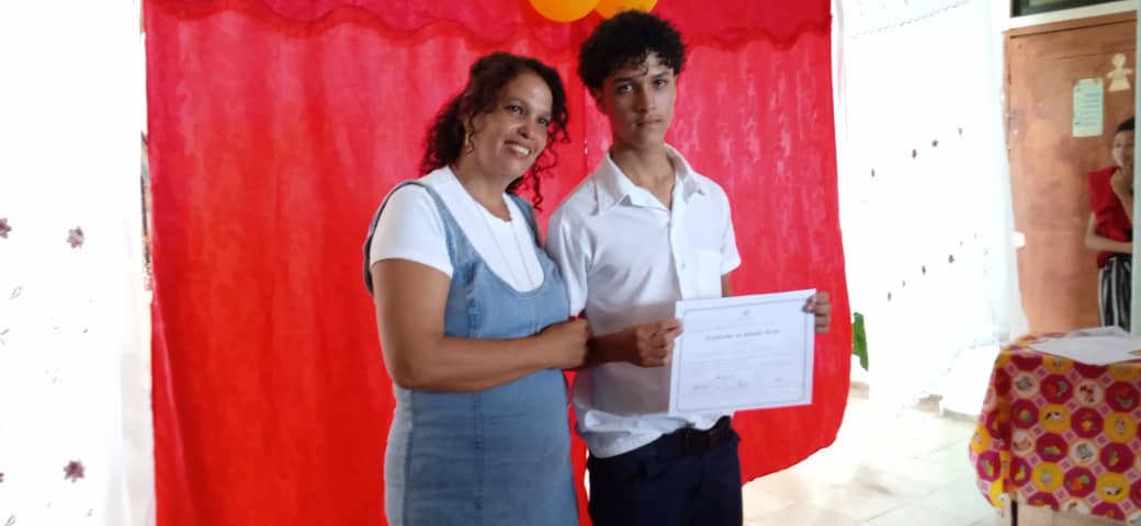 Efectuado acto de Graduación de noveno grado en Quemado de Guines. 2 IMG 20260614 WA0011
