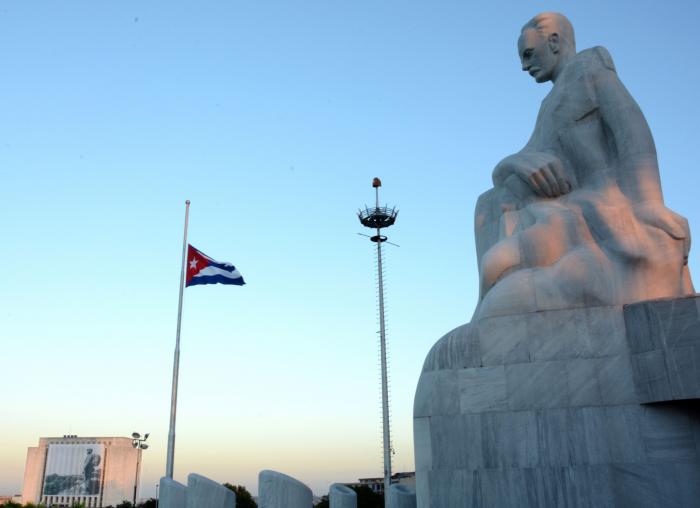 Declara Presidente cubano Duelo Oficial, con motivo del fallecimiento del Comandante de la Revolución Ramiro Valdés Menéndez 2 f0444800