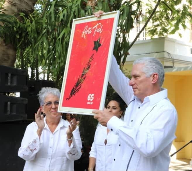 Celebran acto central por aniversario 65 de la UNEAC junto al Arte Fiel 3 2108 34 uneac2