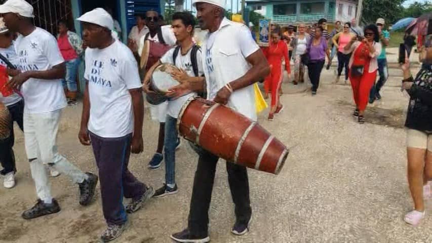 Encrucijada analiza el arte que se hace en las comunidades