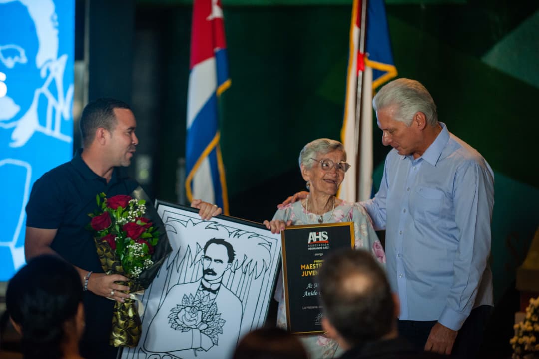 Celebran en Memorial José Martí cuatro décadas de la AHS
